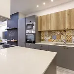 Апартаменты Designer 3br With Private Balcony In By 360 Estates