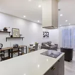Designer 3br With Private Balcony In By 360 Estates Апартаменты *