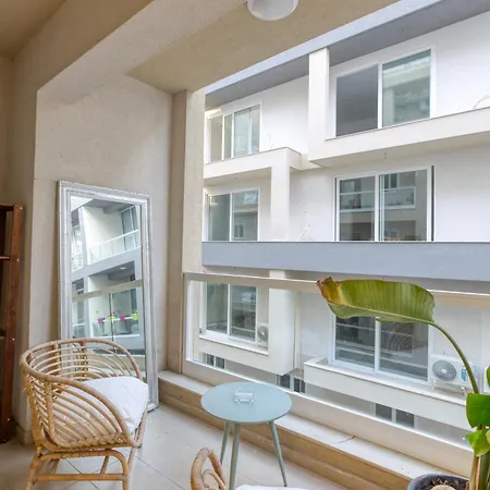 Designer 3br With Private Balcony In By 360 Estates アパート グジラ