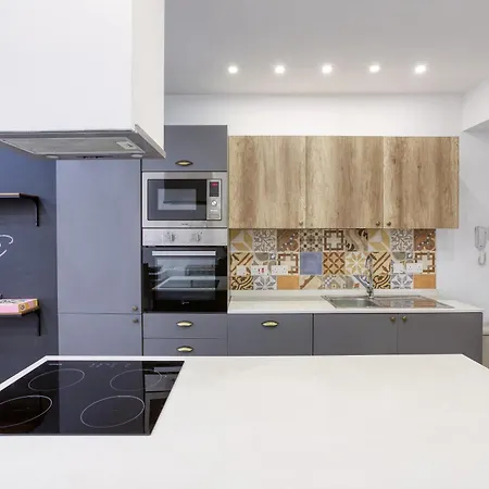 Designer 3br With Private Balcony In By 360 Estates Appartement