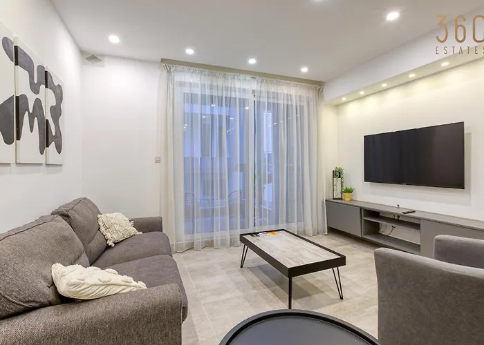 Appartamento Designer 3br With Private Balcony In By 360 Estates Gzira