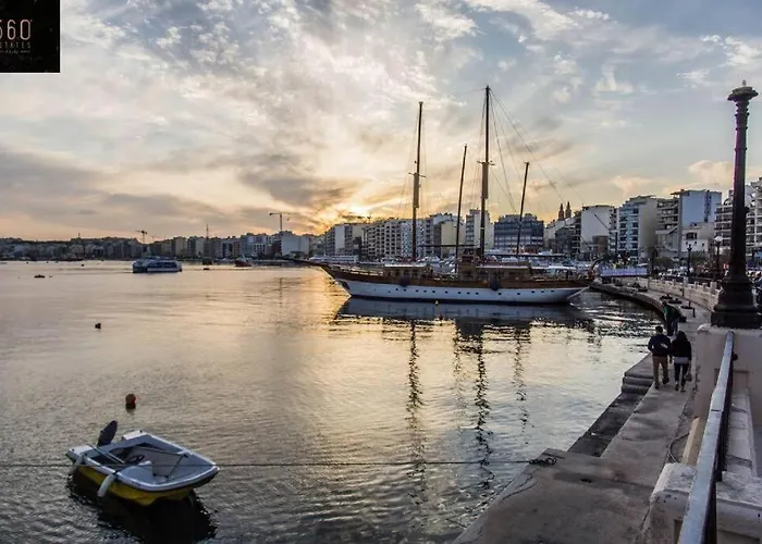 Designer 3br With Private Balcony In By 360 Estates Daire