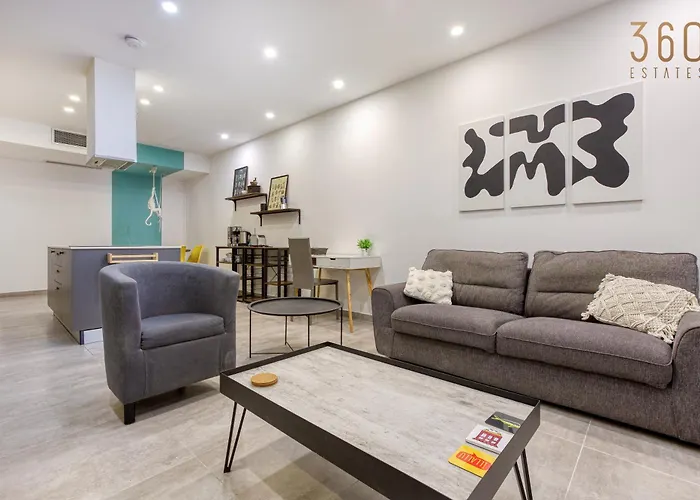 Designer 3br With Private Balcony In By 360 Estates Daire Gzira