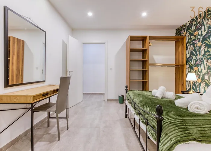 Designer 3br With Private Balcony In By 360 Estates Appartamento *